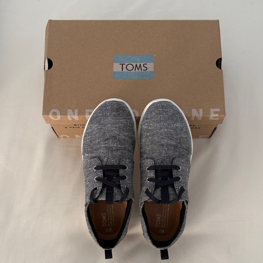 TOMS Women's Black and Gray Sneakers